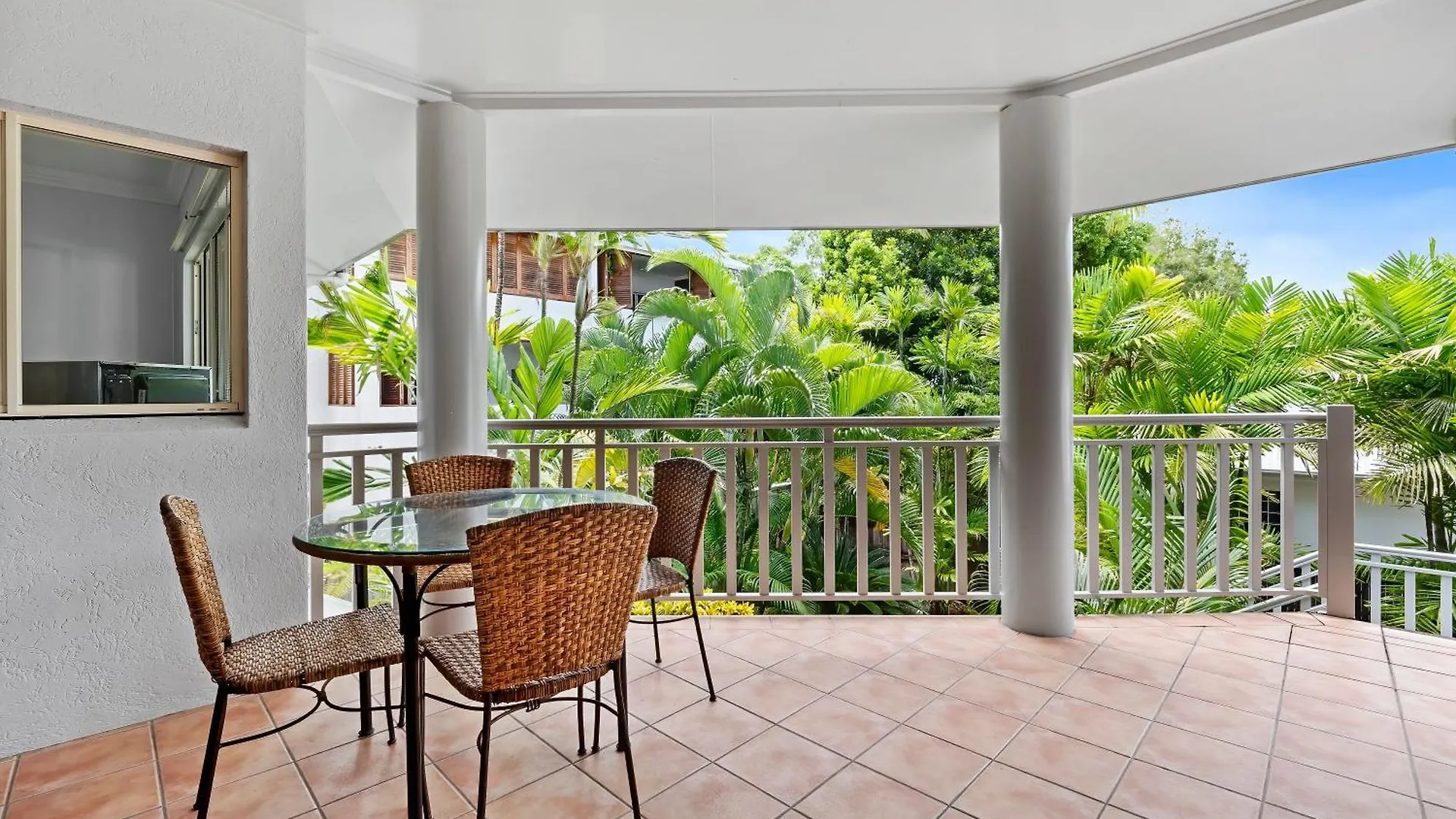 Oliva St 2 Bedroom Palm Cove Apartment 0*,  Australië